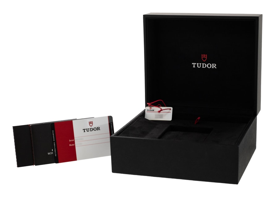Tudor Style M12700-0002 Image 4